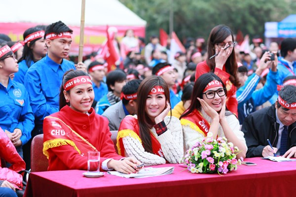 http://images.tienphong.vn/Uploaded/thien/2014_01_12/chu-nhat-do_WSOX.jpg.ashx?width=600